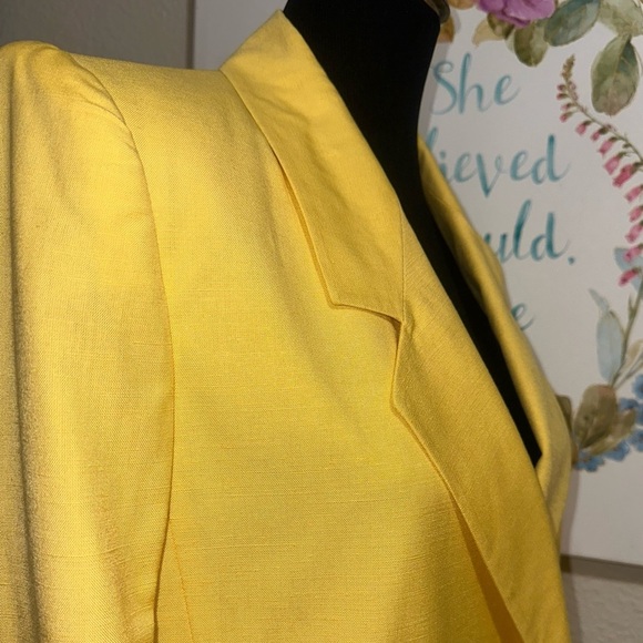 CHRISTIAN DIOR The Suit Vintage Yellow Jacket Size 4 - Picture 3 of 7